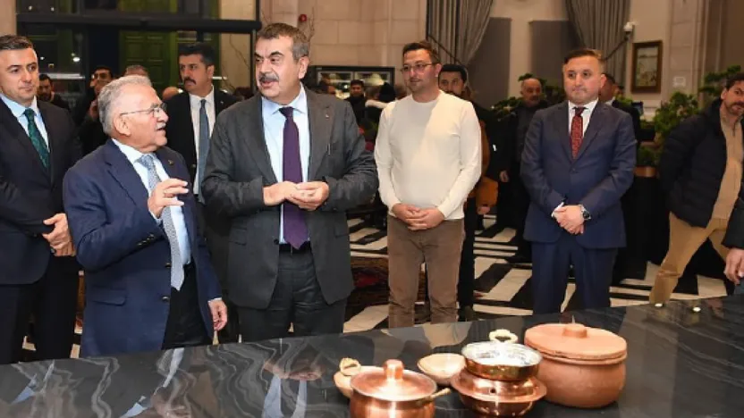 Bakan Tekin'den Kayseri Mutfak Sanatları'na Övgü