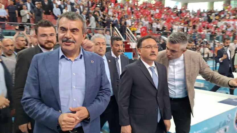Bakan Tekin: 'Öğrencilerin, bilgiyi, beceriye dönüştürecekleri bir süreç oluşturalım istiyoruz'