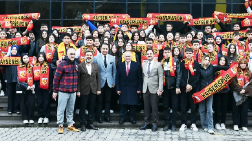 Başkan Büyükkılıç, Fevzi Çakmak Lisesi'ne Konuk Oldu