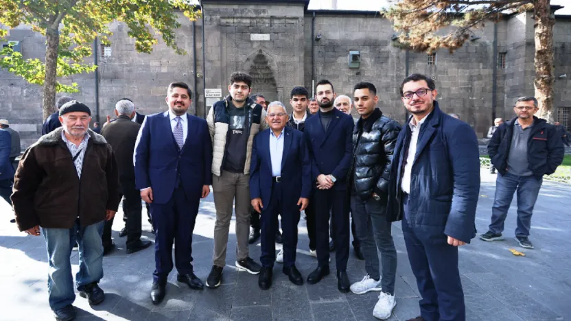 Başkan Büyükkılıç, Hunat esnafıyla bir araya geldi