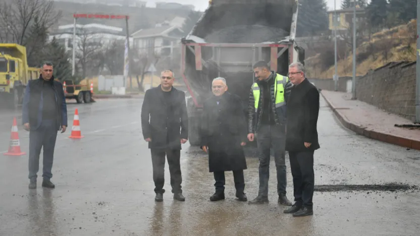 Başkan Büyükkılıç, Talas'taki altyapı ve üstyapı çalışmalarını inceledi