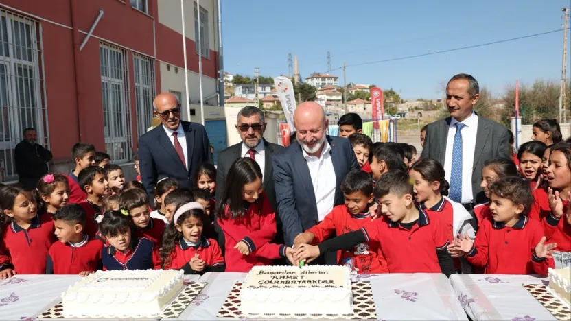 Başkan Çolakbayrakdar: 'Mutlu çocuklar, güçlü ve büyük Türkiye'nin teminatıdır'