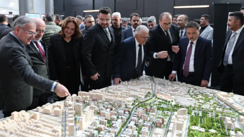 Başkan Özdoğan Kentsel Dönüşüm Tecrübelerini Aktardı