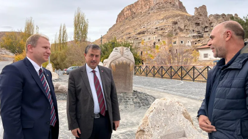 Başkan Taşyapan ve Kaymakam Adıgüzel, Soğanlı Vadisi'nde incelemede bulundu