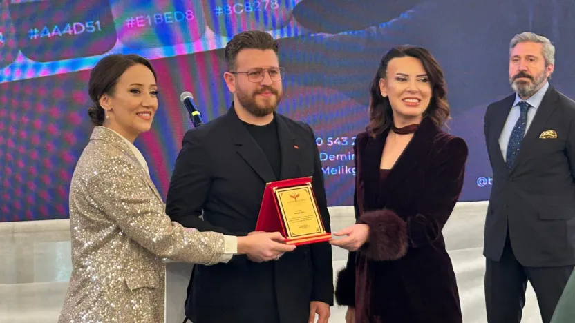 Beymas Boya'dan 'Değer Katan' Dergisine Destek