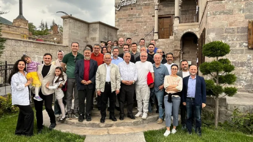 Büyükkılıç, Samsun'dan Kayseri'ye Gezi Düzenleyen Öğretmenlerle Bir Araya Geldi