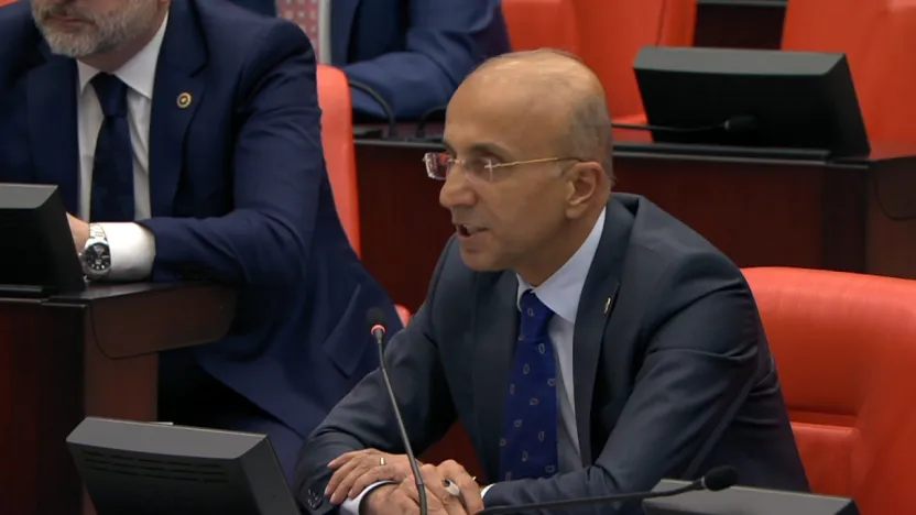 CHP'li Aşkın Genç'ten kene uyarısı: 'Tedbirsizlik sürerse tablo daha da ağırlaşacaktır'