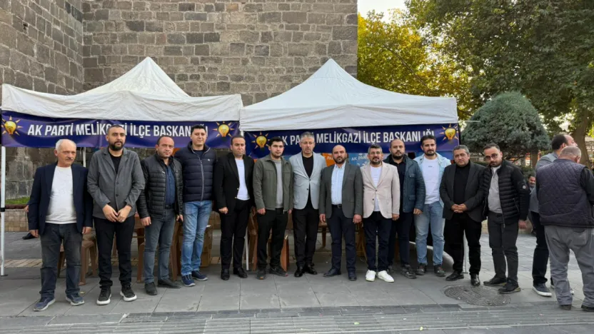 Çopuroğlu'ndan Meydanda üye çalışması yapan teşkilata destek