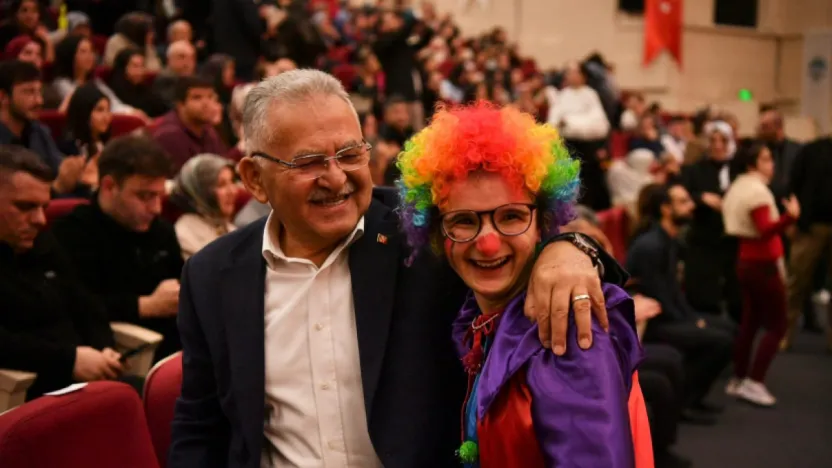 Engelliler Günü 'Özel' programında sevgi, emek ve samimiyet