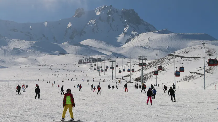 'Erciyes'in yıllık ekonomimize katkısı 200 milyon euro'
