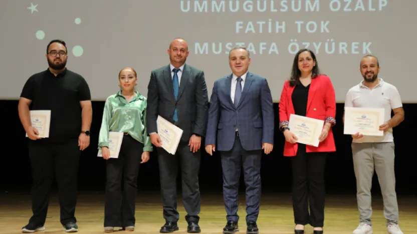 Erciyes Üniversitesi'nde 2024 Başarı Ödül Töreni Gerçekleşti