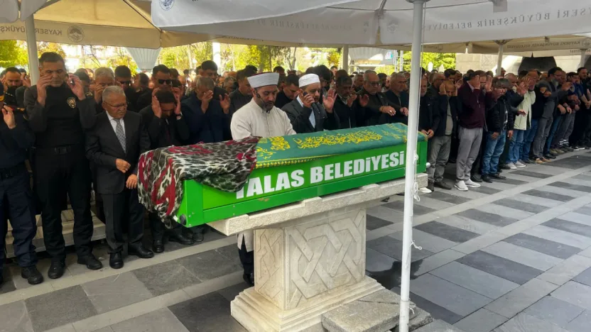 Erciyes Üniversitesi'nde öldürülen Meliha Keskin, defnedildi