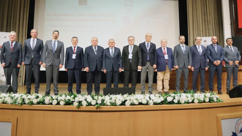 Erü'de 'Yapay Zeka Hukuku ve Hukukta Dijitalleşme Sempozyumu' Düzenlendi