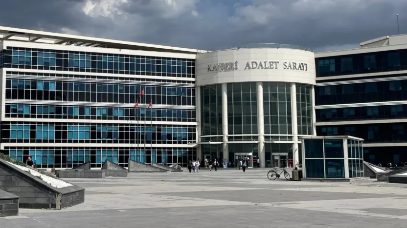 Esrar elde etmek için kenevir ekme suçuyla yargılanan sanıkların cezası belli oldu