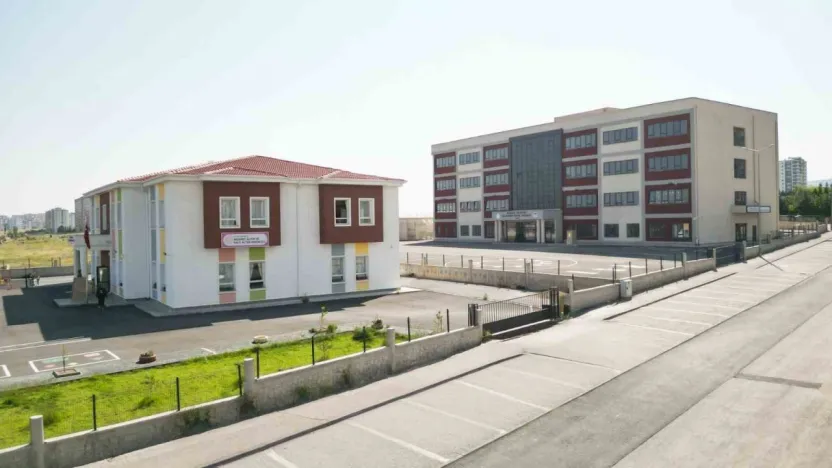Hayırsever Av. Mehmet Altun'un Eğitime Büyük Katkısı: Üç Okul Birden Açılıyor!