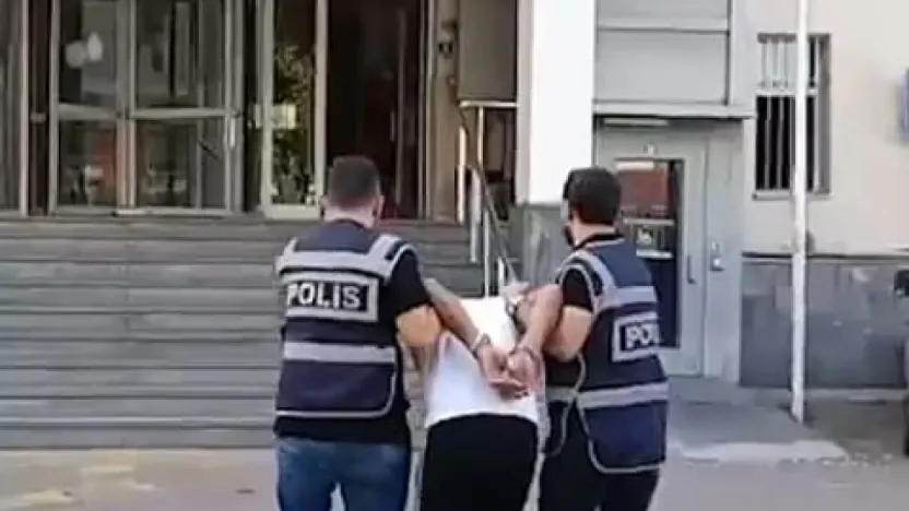 Hırsızlık suçundan aranan firari yakalandı