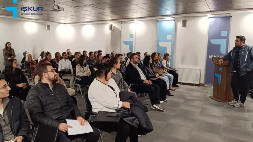 İŞKUR Kayseri'de beyaz yaka istihdamı için toplu iş görüşmesi yapıldı