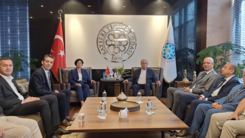 İYİ Parti Kayseri'de sahaya çıktı
