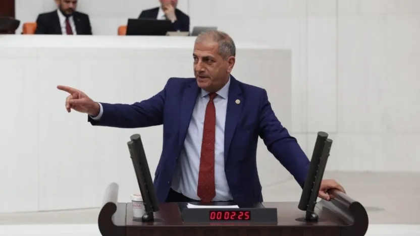 İzmir Milletvekilinden Kayseri Şehir Hastanesi çıkışı