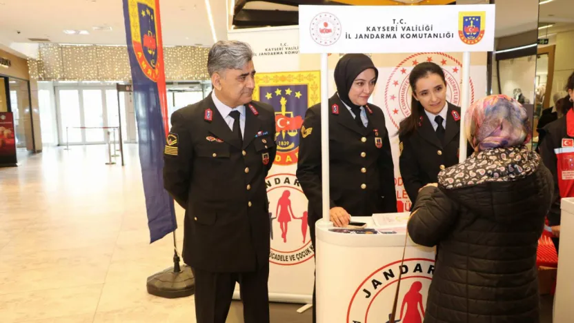 Jandarma tarafından KADES uygulaması tanıtıldı