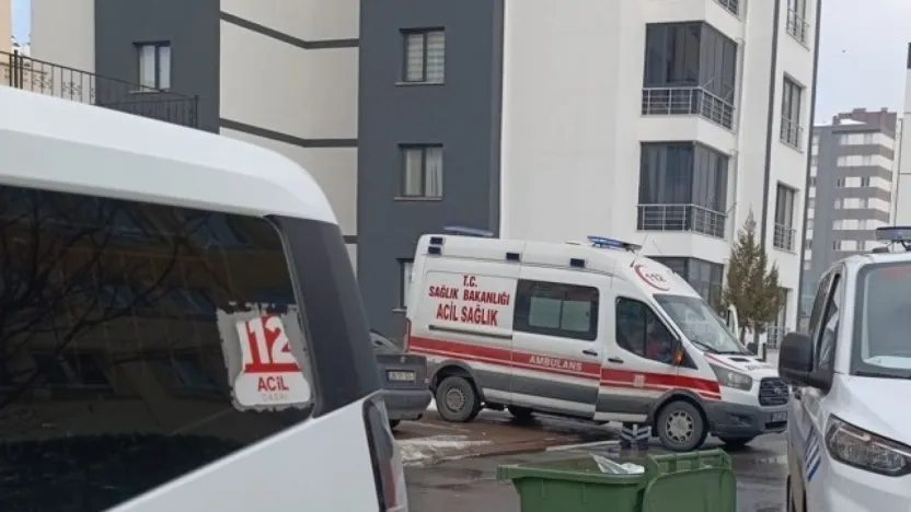 Kayseri'de 17 Yaşındaki Genç Evinde Hayatını Kaybetti