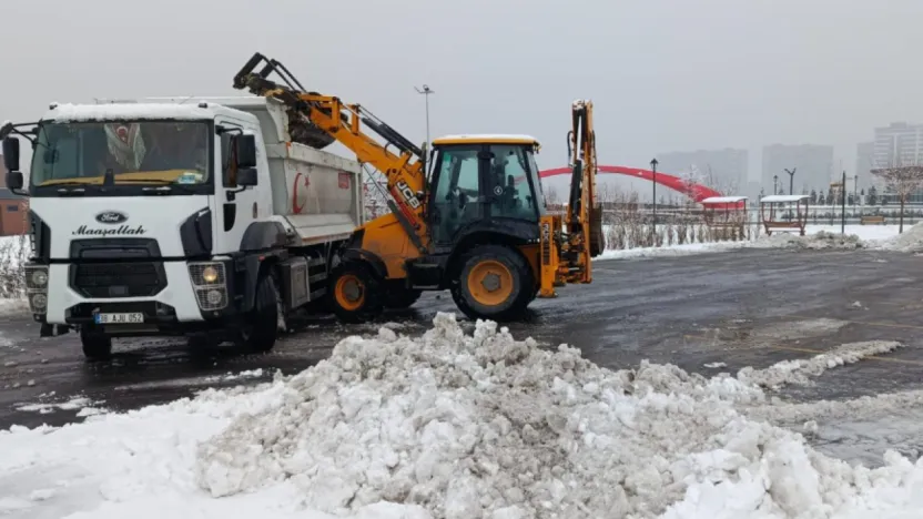 Kayseri'de 333 Kırsal Mahalle Yolu Açıldı: Kapalı Yol Kalmadı