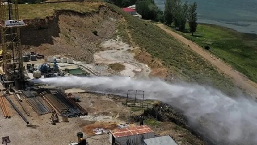 Kayseri'de açılan 3 kuyuda Jeotermal Sera için yeterli su bulundu