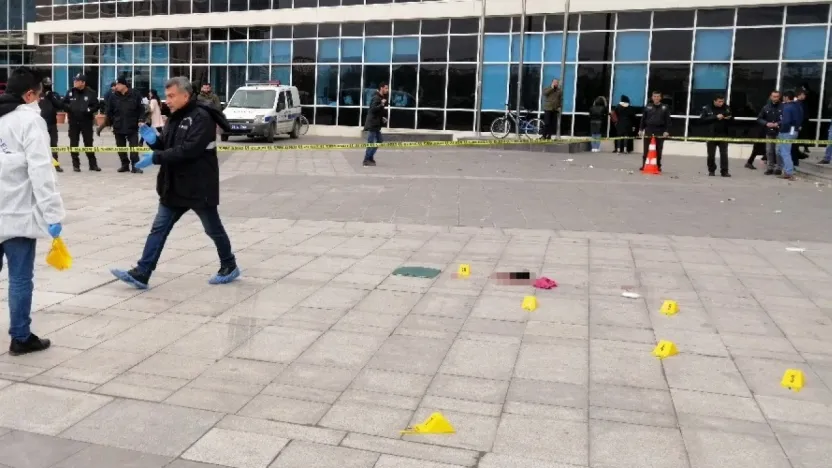 Kayseri'de Adliye Önü Cinayet Davasında Yeni Gelişme: Reddi Heyet Talebi Reddedildi