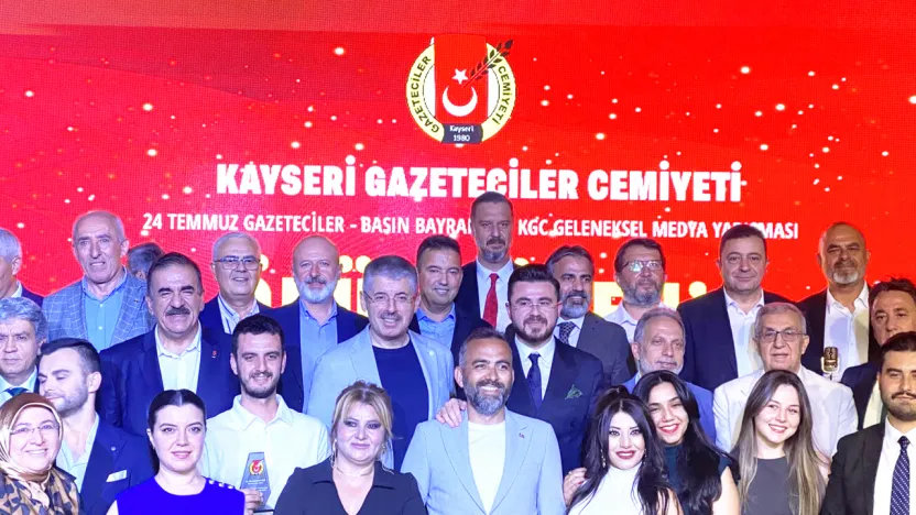 Kayseri'de Gazeteciler Bayramı Töreni: Basının Gücü ve Yerel Medyanın Önemi Vurgulandı