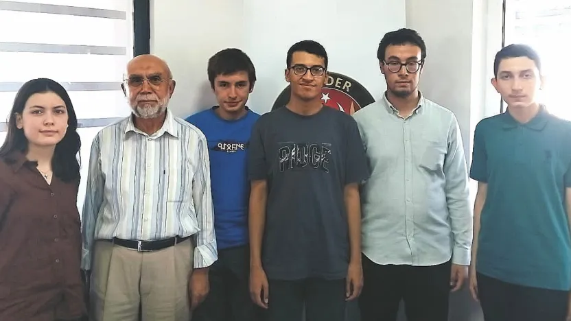 Kayseri'de İmam Hatipli Derecelik Öğrenciler Ödüllendirildi: KİMDER'den Anlamlı Jest