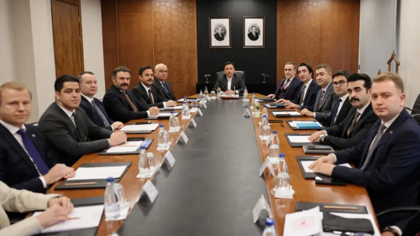 Kayseri'de kaymakamlar ile birlikte ilçe gündemi masaya yatırıldı