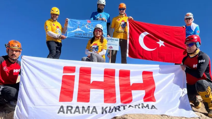 Kayseri İHH Arama Kurtarma Ekibi, Cilo Dağı'na Tırmandı