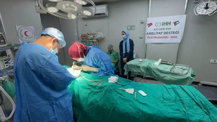 Kayseri İHH, Gazze'nin Kuzeyindeki Hastanelerde Yapılan Ameliyatlara Sponsor Oldu