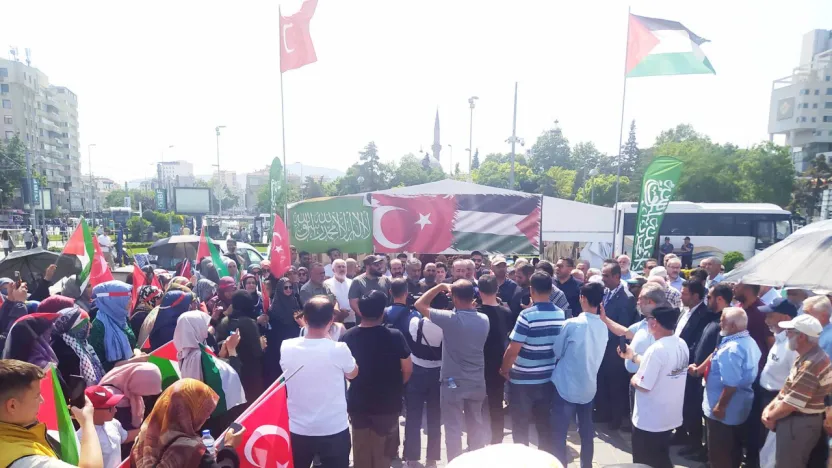 Kayserili Aktivistler Mısır'a Yola Çıktı: Küresel Gazze Yürüyüşü İçin Uğurlama Töreni
