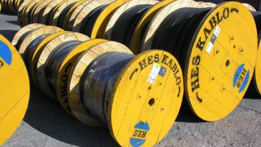 Kayserili İhaleye Sıcak Bakmıyor: Gaziantep Sanayi Devi HES Kablo'yu Kapacak mı?