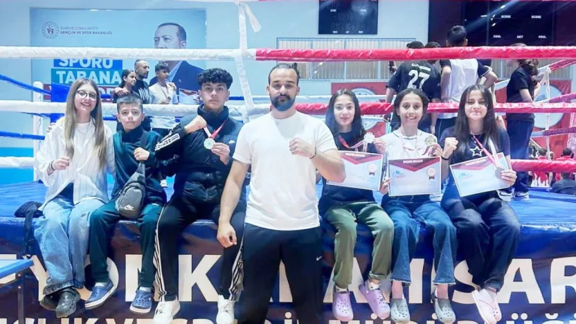 Kayserili muaythaiciler Afyon'dan 4 madalyayla döndü