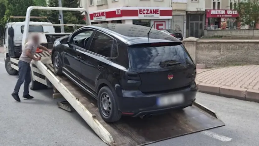 Kırmızı ışıkta geçen 425 araç sürücüsüne ceza