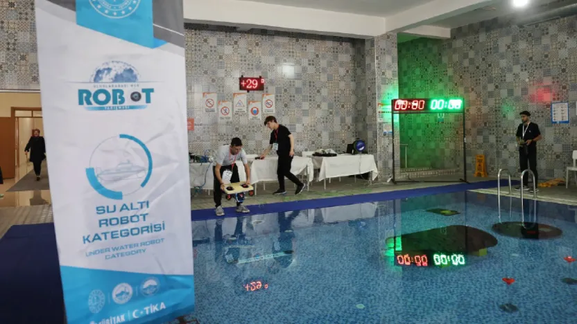 Kocasinan, Su Altı ve Su Üstü Robot Yarışmaları ile Teknolojiye Ev Sahipliği Yaptı