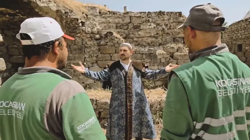 Merak ve Heyecan Uyandıran 800 Yıllık Medrese