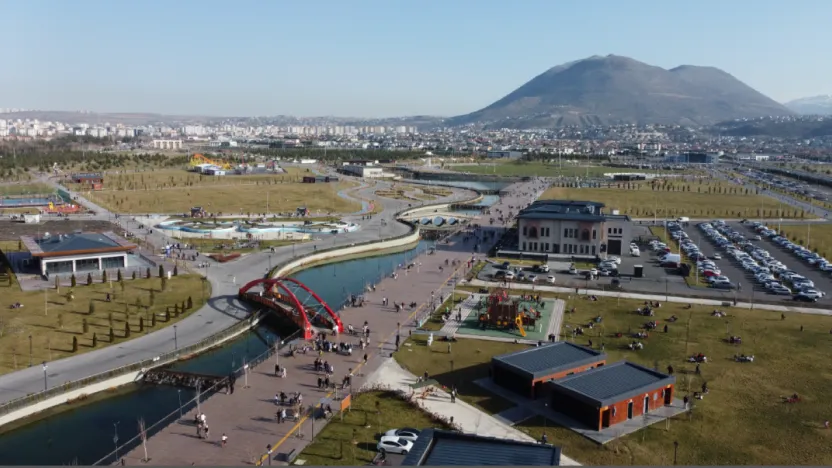 Millet Bahçesi, Kayserililerin Buluşma Noktası