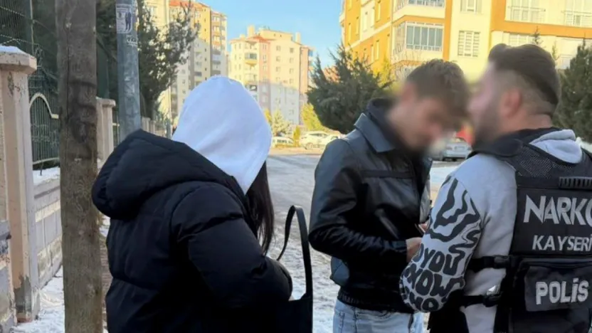 Narko-Okul  uygulamasında 5 araç 17 şahıs sorgulandı