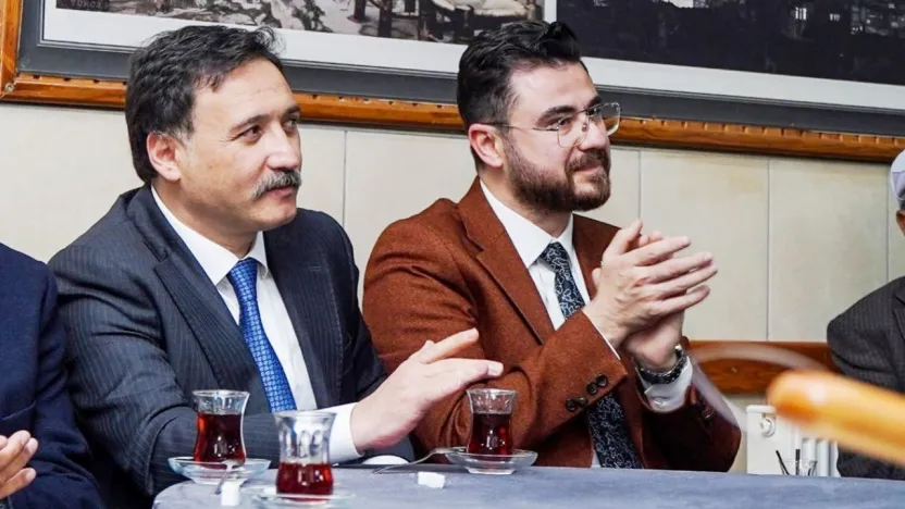 Okandan: 'Sen Sayın Valimizin gadasını al'