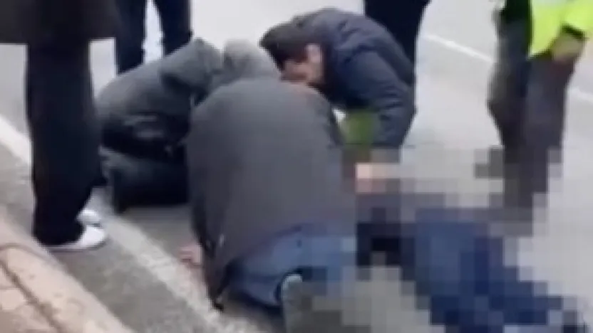 Otomobilin çarptığı 15 yaşındaki çocuk ağır yaralandı