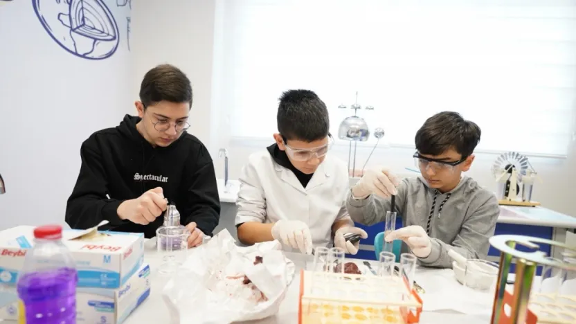 Özel yetenekli çocuklar için: BİLSEM kılavuzu yayımlandı