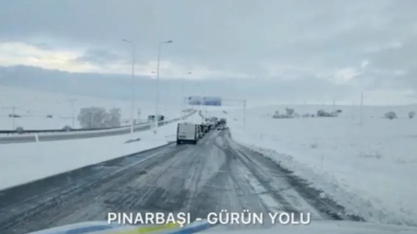 Pınarbaşı'nın Gürün ve Göksun karayolu araç trafiğine kapalı