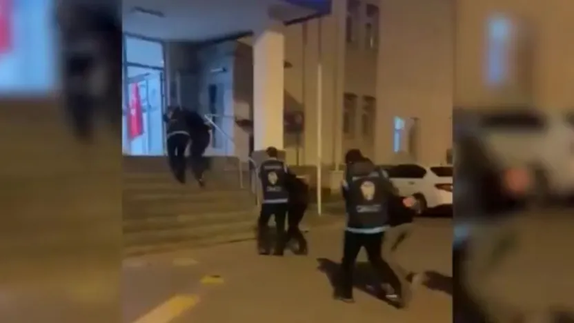 Polise çarpıp kaçan alkollü sürücü yakalanarak yüklü ceza uygulandı