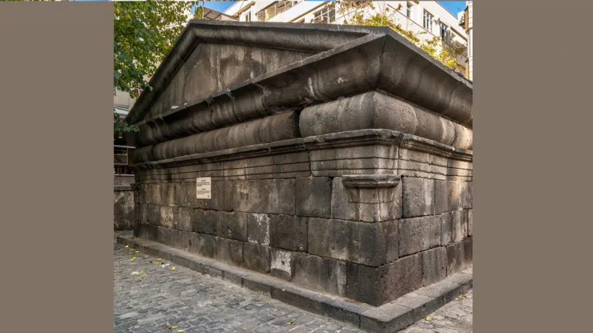 Şehrin merkezinde bin 600 yıllık Roma kalıntısı