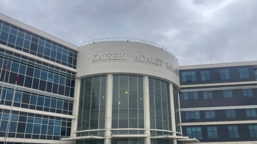 Sosyal Medya Dolandırıcılığı suçundan yargılanan şahsa 4 yıl hapis