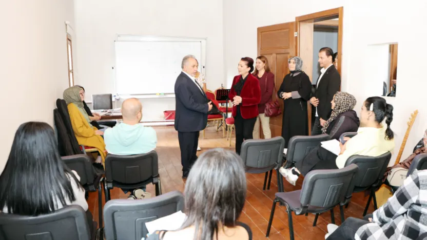 Talas Belediyesi'nden Sanatla Toplumsal Duyarlılığa Örnek Proje