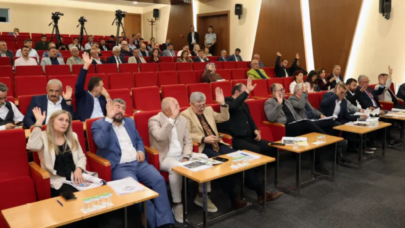 Talas Meclisi'nden Kayserili Spor Adamlarına Vefa